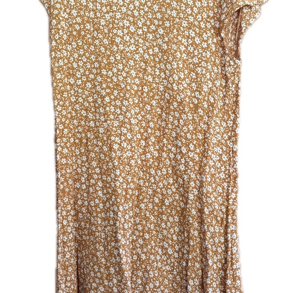 Woman’s American Eagle short sleeve dress - Picture 2 of 3